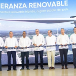 Luis Abinader inaugura la primera central híbrida eólica-solar RD