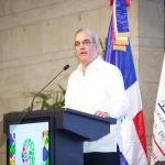 Luis Abinader felicita al nuevo presidente electo de Colombia