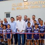 Luis Abinader entrega dos obras deportivas en Santo Domingo